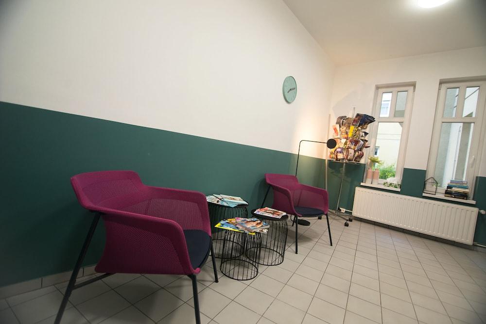 Hotel Civitas Sopron Bagian luar foto
